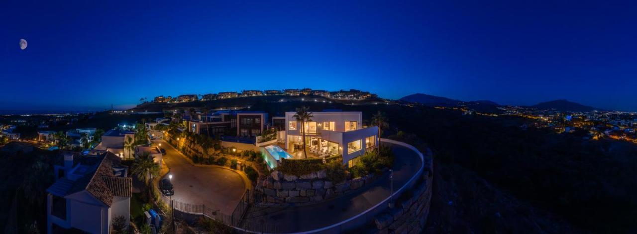 Vacation Marbella I Villa Paraiso The View, Infinity Heated Pool, Sea View, 24-7 Security, Golf Courses Эстепона Экстерьер фото